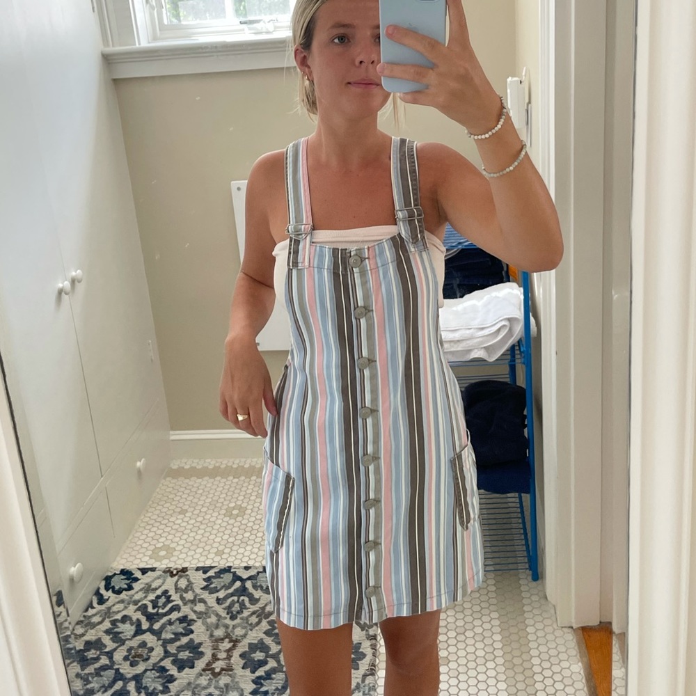 Urban overall dress!